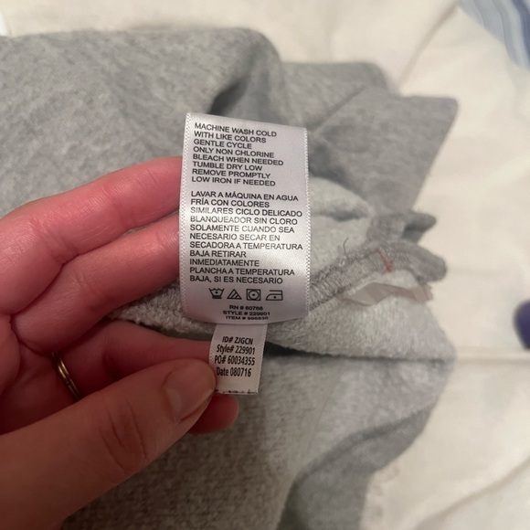 Tommy Bahama Gray Fleece Pullover Marlin Logo Sweatshirt crewneck sweater - Picture 7 of 12